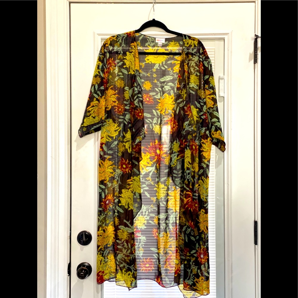 Shirley by Lularoe